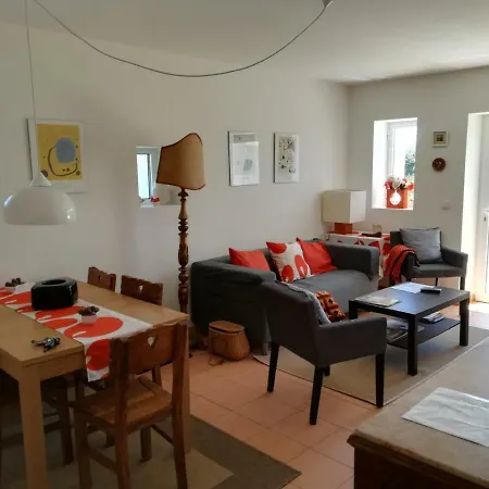 Casa Do Olival * فيغيرو دو فينوس